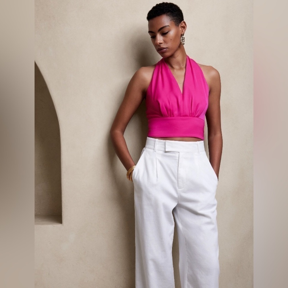 NWT! Banana Republic Pink Cropped Halter Top - Size 4 🌅2️⃣